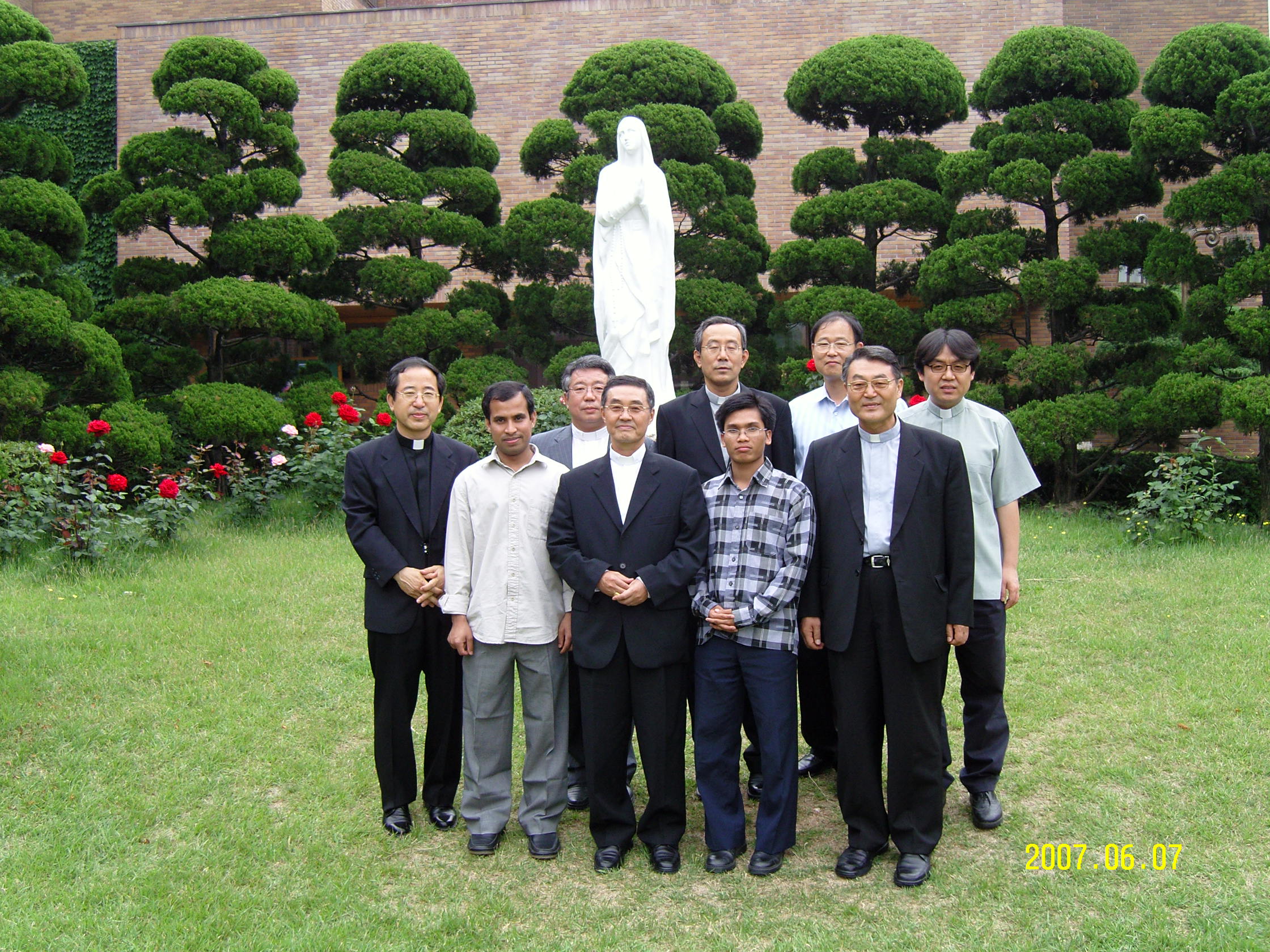 방글라데시 교황대사 장인남 대주교 방문(2006.6.7)