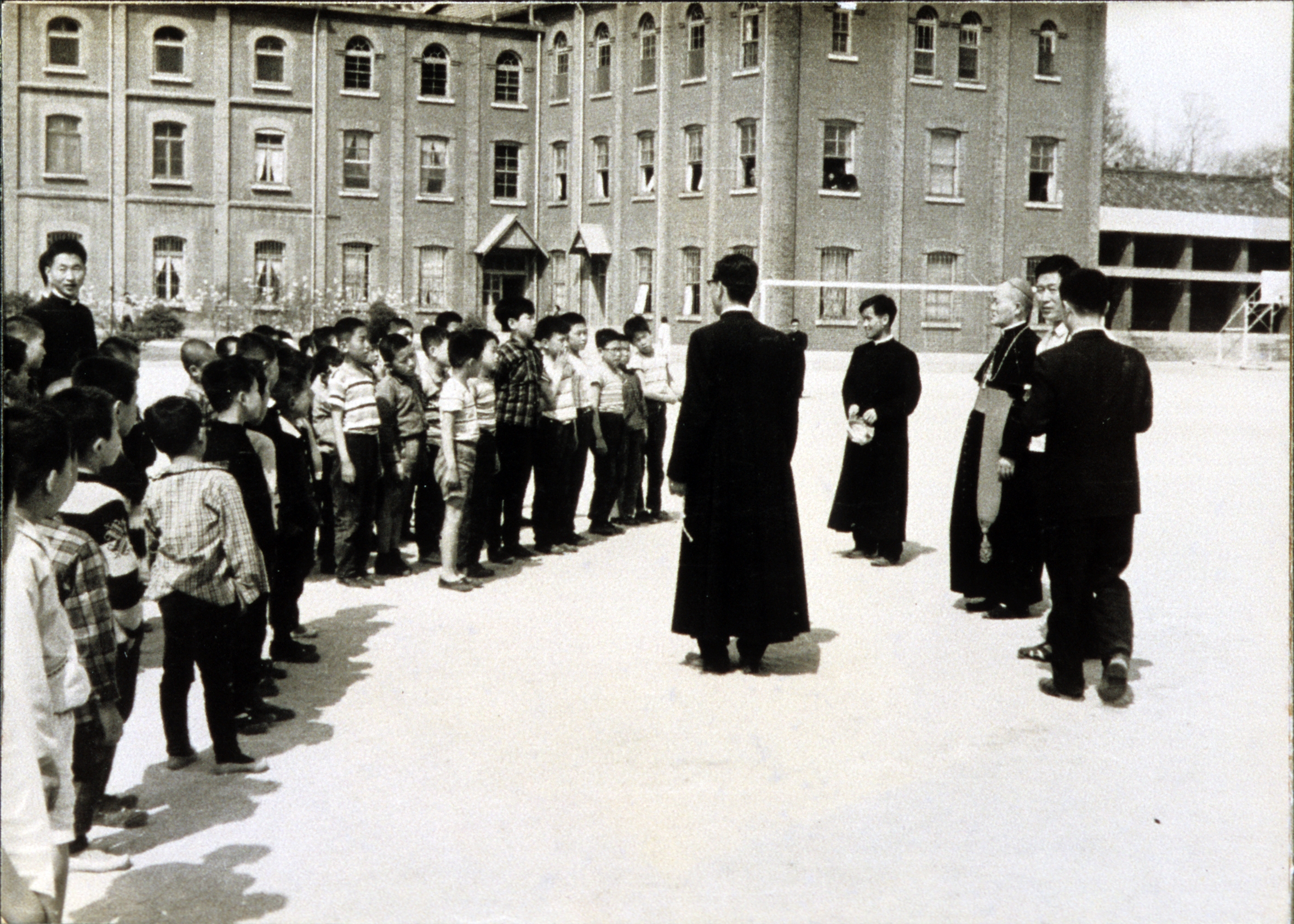 가톨릭대학(1959~1992) (2)의 관련된 이미지 입니다.