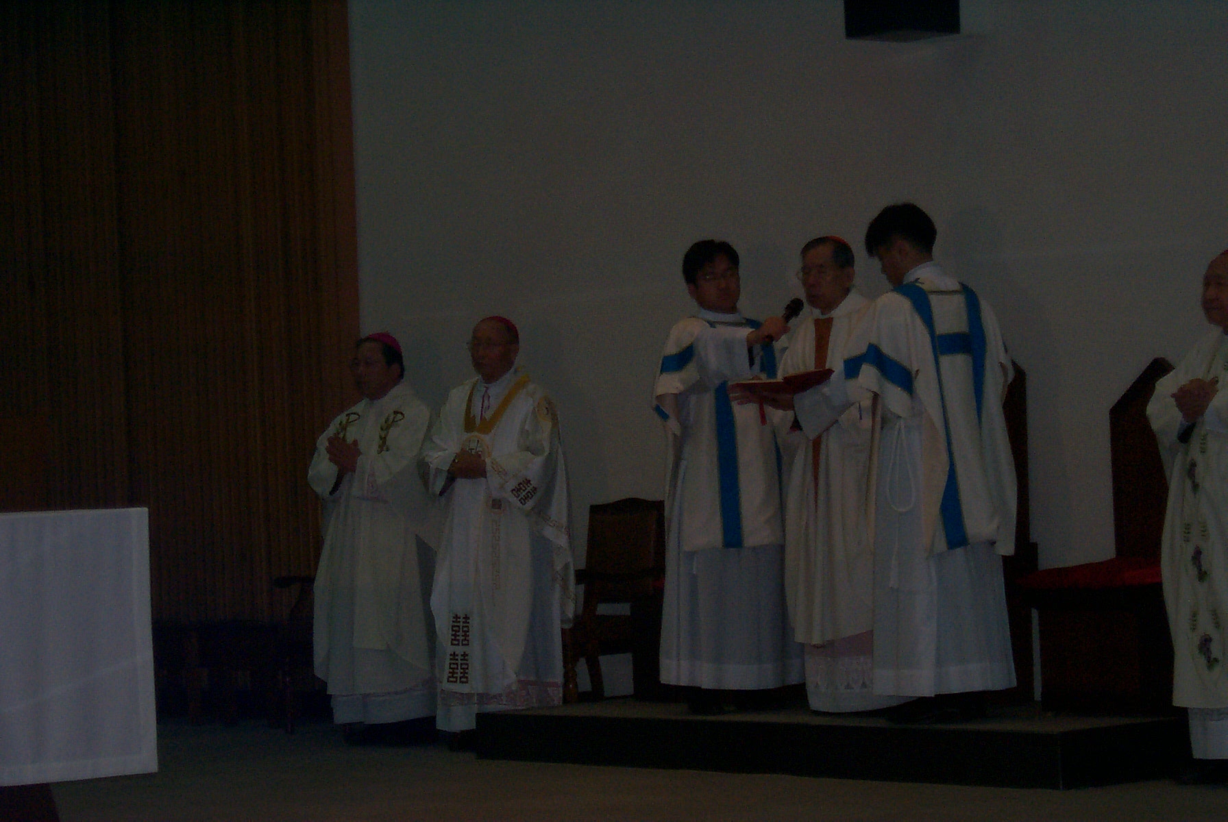 2004교구신년하례식(2004.1.7)의 관련된 이미지 입니다.
